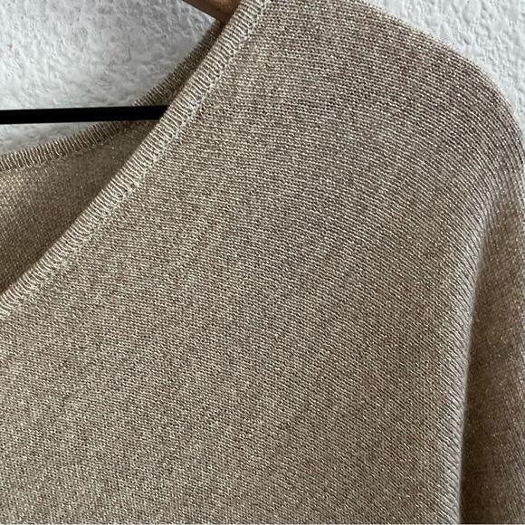 Ann Taylor Petite Merino Wool Blend Metallic Bell Sleeve V Neck Top Small Petite - Picture 4 of 5